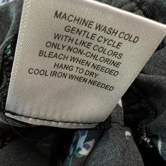 NWT MODCLOTH Floral 70s Tie Waist Button Front High Rise‎ Wide Leg Jumpsuit XXS - Picture 9 of 9